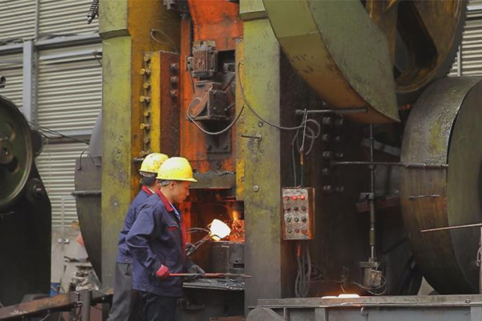 尚志网架配件车间